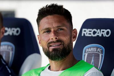 Olivier Giroud labels Celtic legend Scott Brown as ‘Scotland’s hardest midfielder’