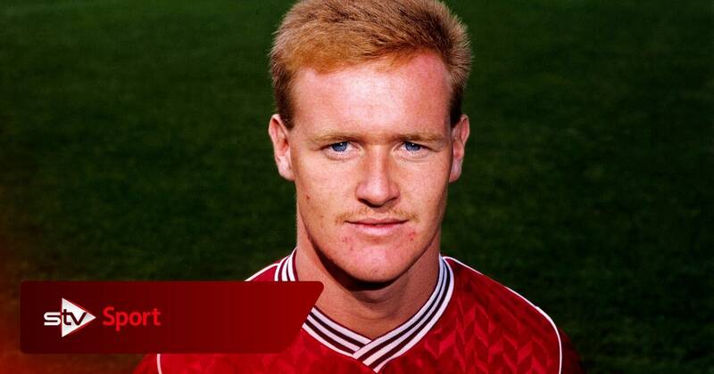 Ex-Celtic and Hearts player Mike Galloway dies aged 60
