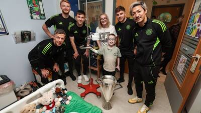 Champions make a special visit to Glasgow Children’s Hospital
