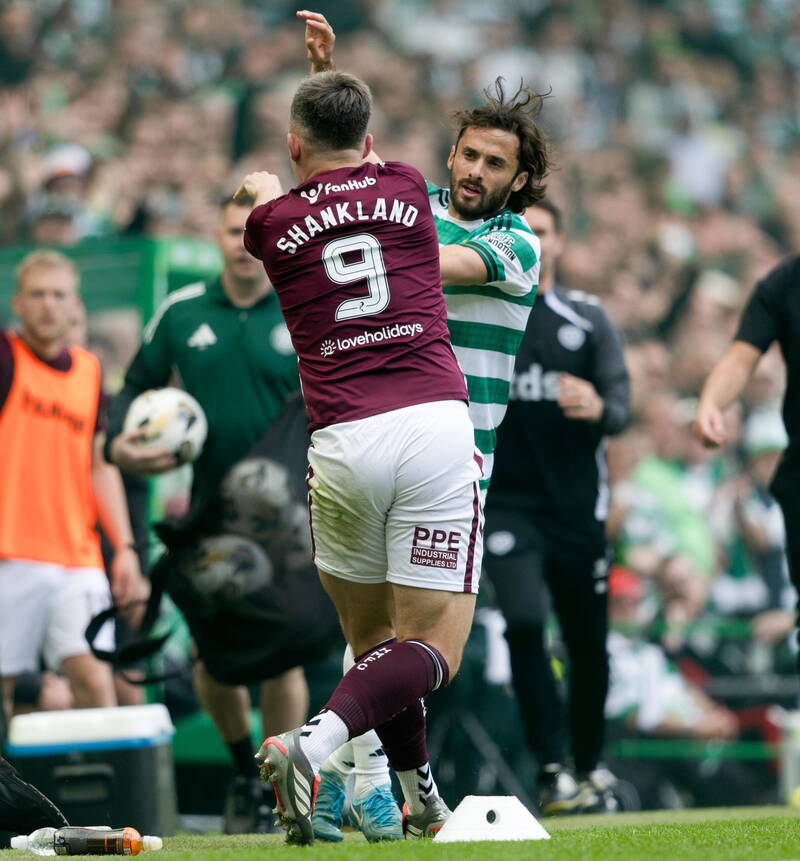 Do they have a landing strip at Murray Park? Armitage Shankland ‘jets in’ to help the Ibrox side wrestle the title away from Celtic