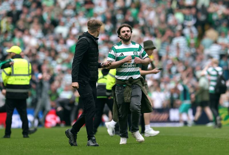 Kevin Gallacher’s Celtic Park pitch invasion take exposes football’s hypocrisy