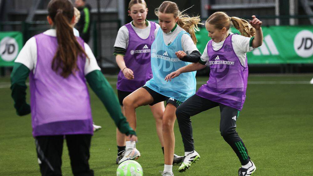 Train then meet some of the Celtic FC Women’s team!