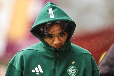 Martin O’Neill quickly launched into Celtic transfers amid unsettled players and contract calls