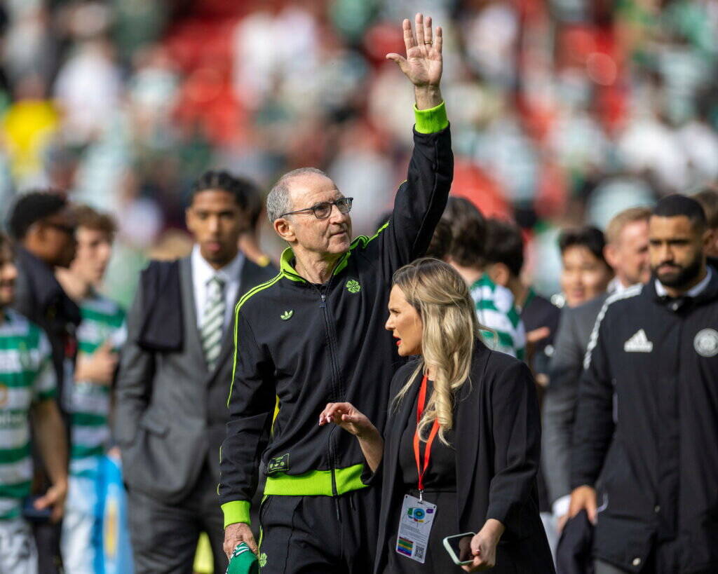 Martin O’Neill Spotted at Glasgow Airport