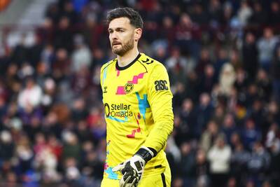 Frank McAvennie tears into Craig Gordon’s bitter Celtic title comments
