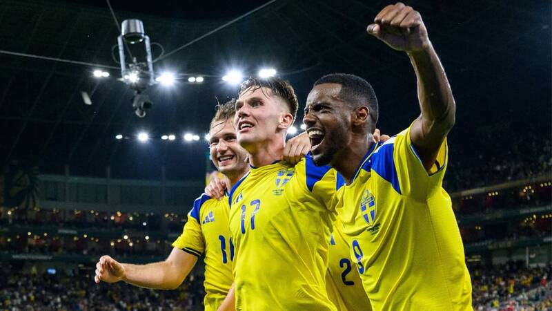 Benjamin Nygren gets shock Celtic transfer advice after World Cup debut