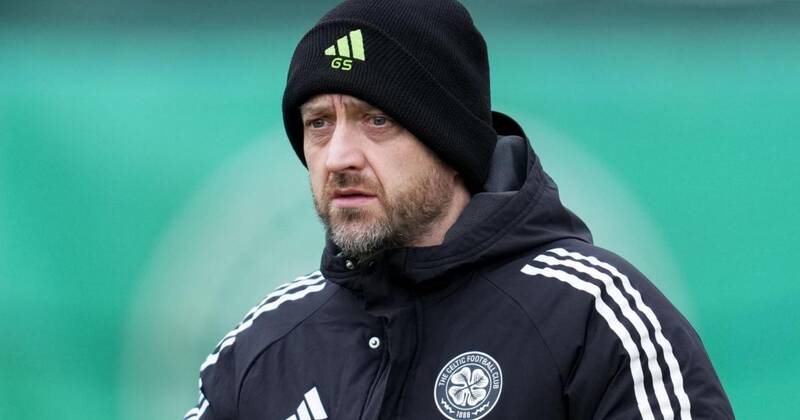 Celtic coach holds talks with English Championship side over summer move