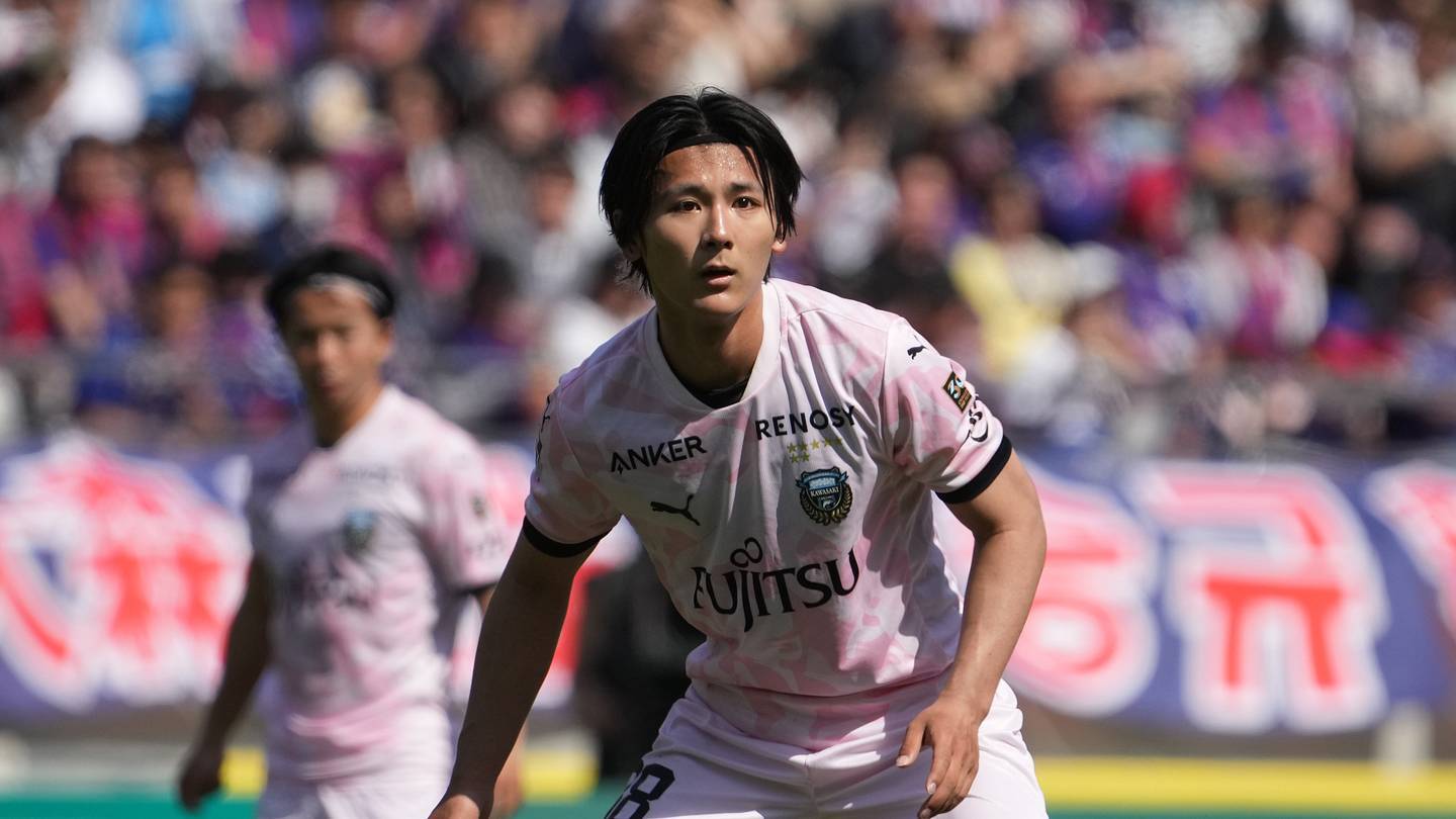Scottish Premiership transfer round-up: Celtic eye Japanese striker, Rangers consider major sale