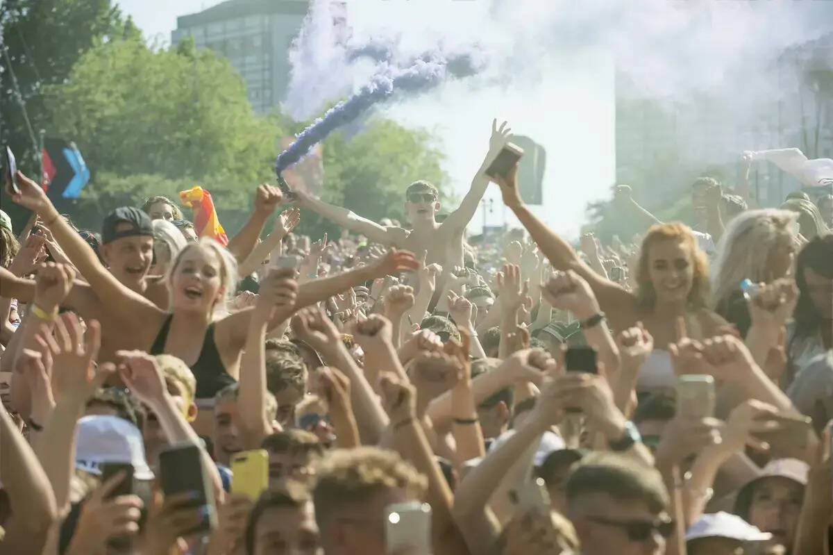 TRNSMT Star Poses in Celtic Top Before Main Stage Appearance