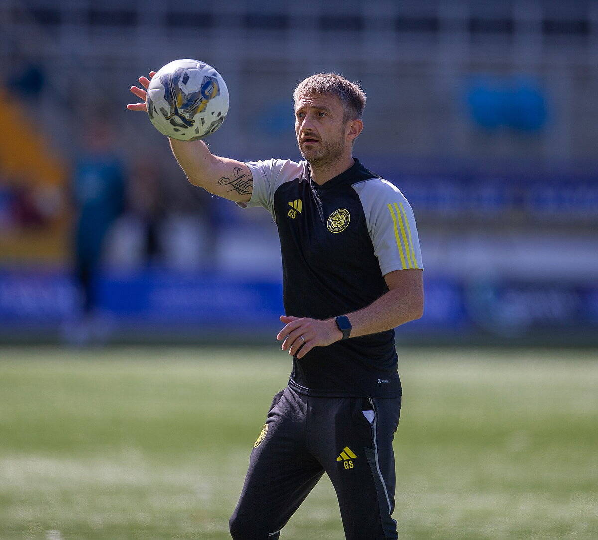 Gavin Strachan Hailed After Celtic Exit