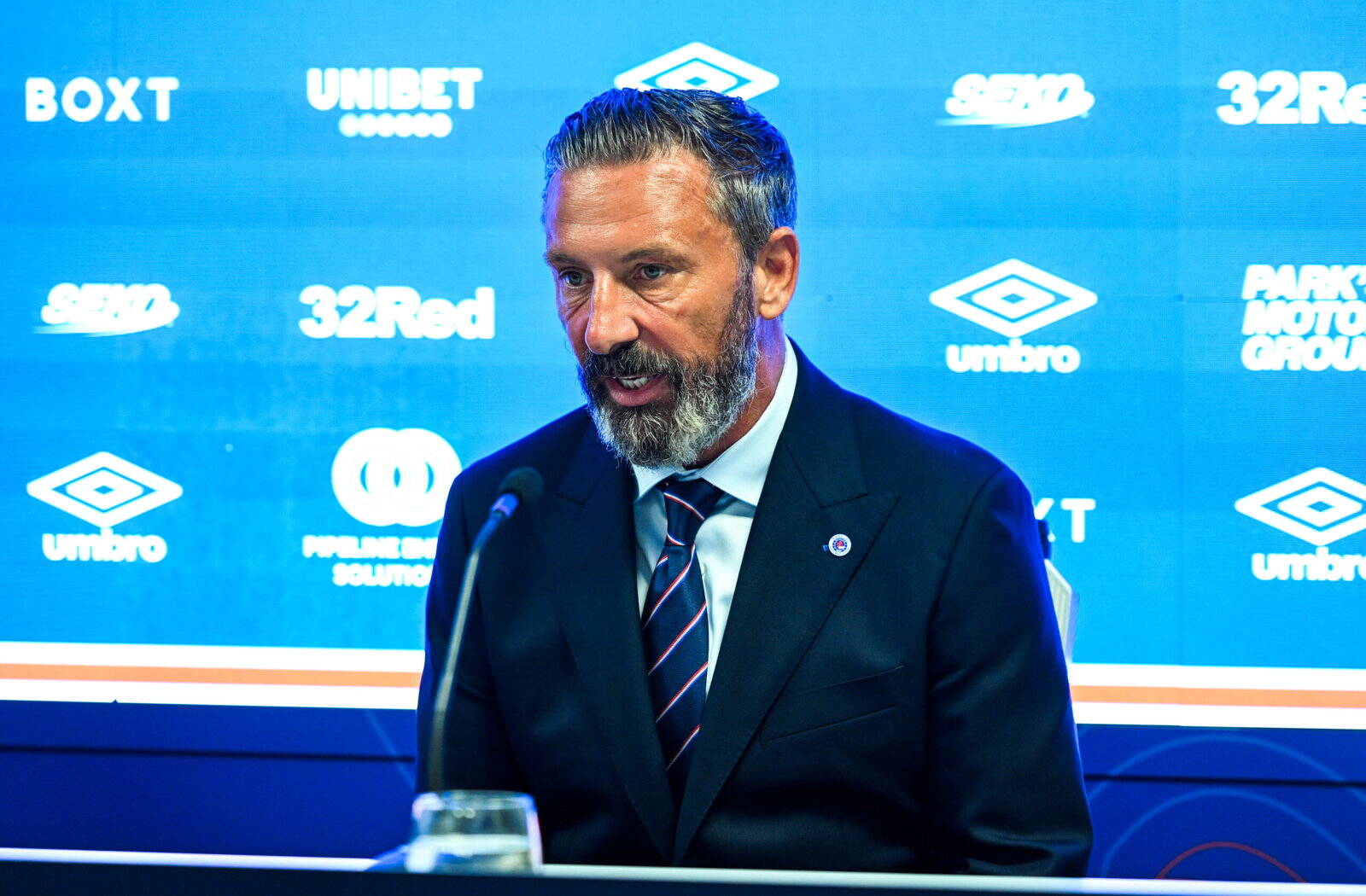 Del boy says ‘the time for talking is over’ at Ibrox – some statement from a man whose entire career amounts to one trophy and a whole lot of talk. It’s all over for Celtic now, right enough…