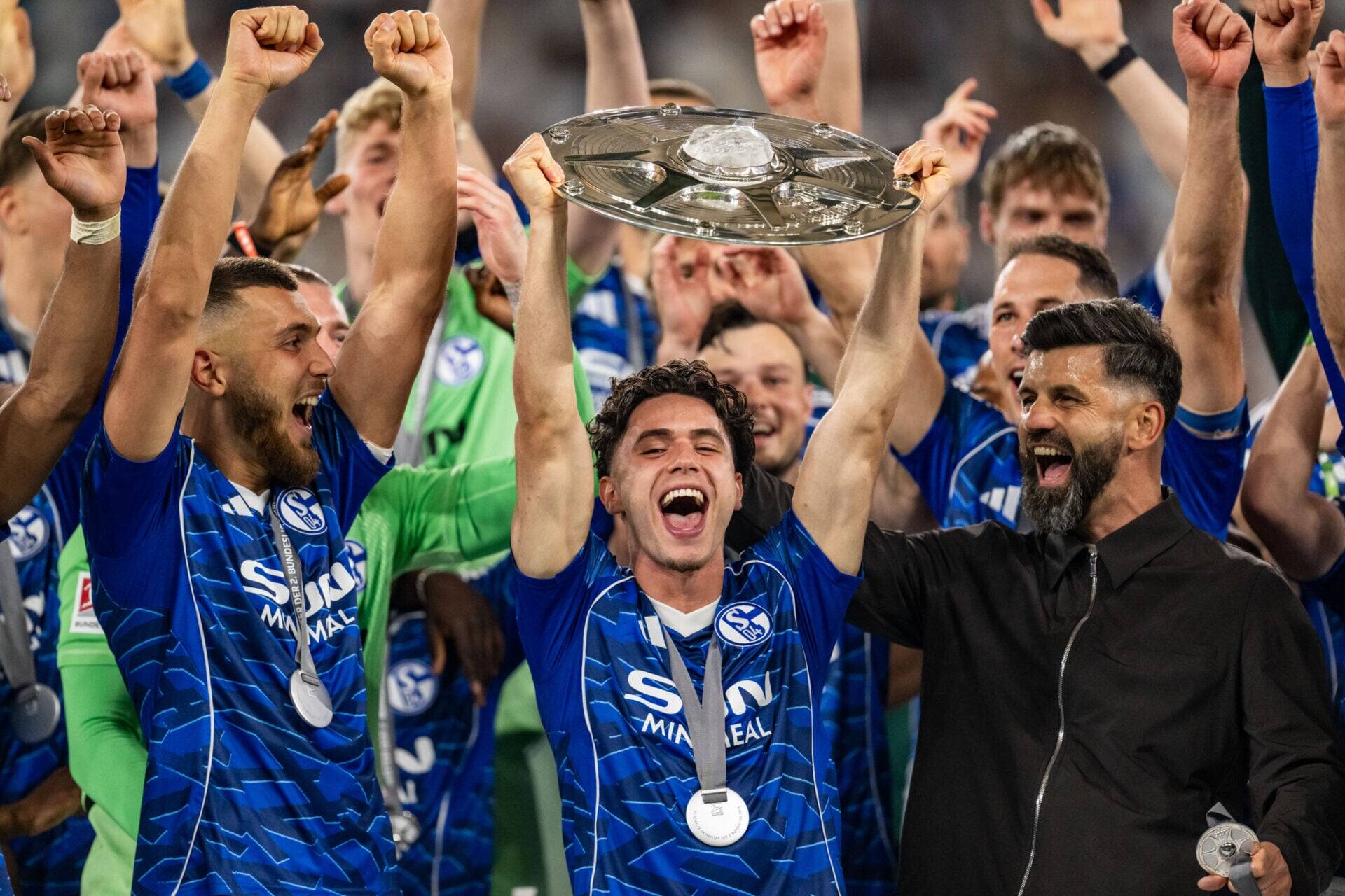 Celtic miss out on Soufiane El-Faouzi as Schalke stay ‘agreed in principle’