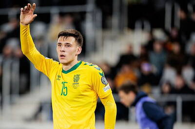 Celtic linked with Serie A powerhouse to replace Arne Engels Celtic linked with Serie A powerhouse to replace Arne Engels