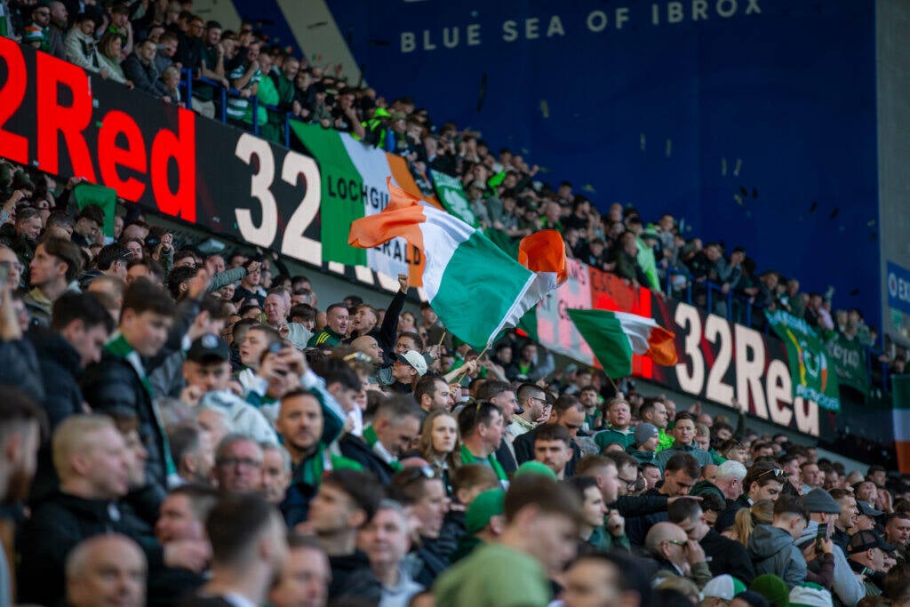 Celtic Arrive in Ireland as Dublin Airport Brilliantly Troll Rangers