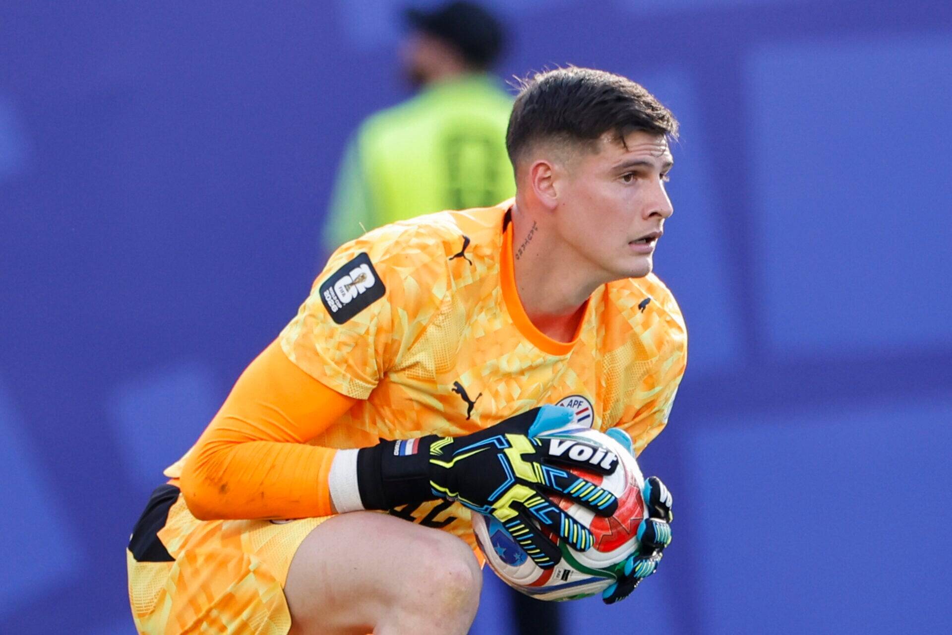 The World Cup goalkeeper Celtic can get for Barkas money