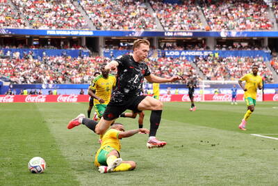 Alistair Johnston slams airline after World Cup travel nightmare