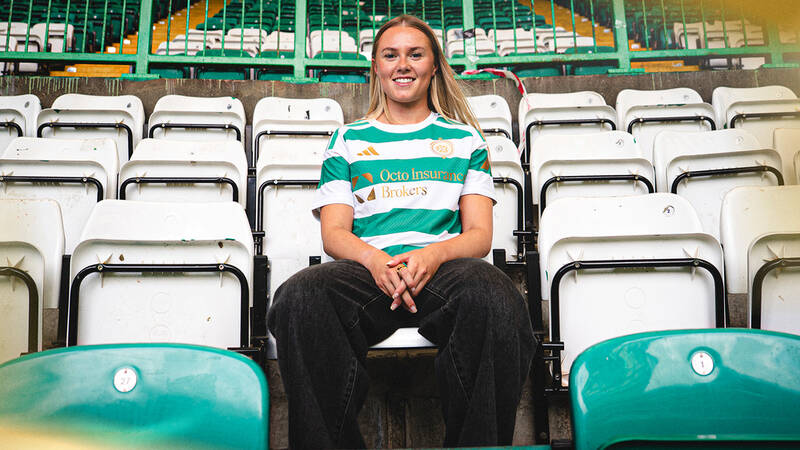 Casey Howe signs for Celtic FC Women