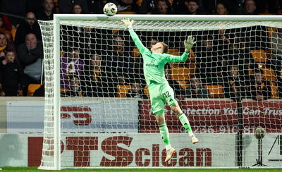Why Aren’t Celtic Trusting Viljami Sinisalo? Why Aren’t Celtic Trusting Viljami Sinisalo?