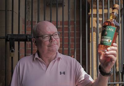 Pic of the Day: Raising glass to Celtic tie-up