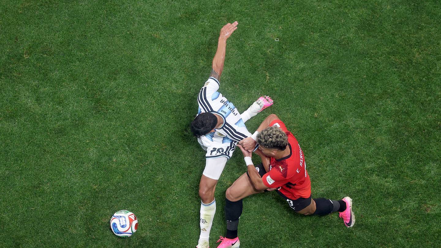 Celtic told they can sign World Cup Round of 16 midfielder for just £4m