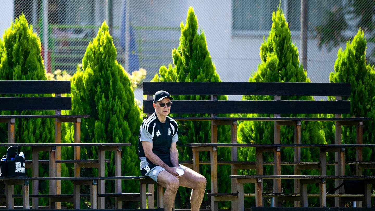 Martin O’Neill is feeling the pinch of Celtic’s sudden transfer urgency