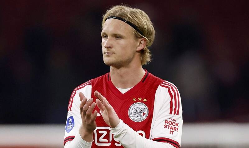 Kasper Dolberg caught in limbo as ex-Celtic target’s Ajax exit put on hold