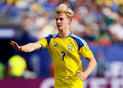 Latest transfer update on Lucas Bergvall has just made things interesting for Arne Engels at Celtic