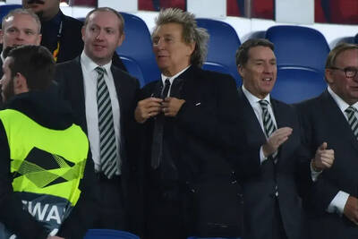 Rod Stewart joins Celtic fan protests Rod Stewart joins Celtic fan protests