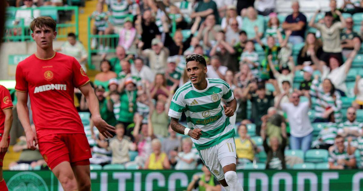 The Celtic player helping Camilo Duran settle in behind the scenes