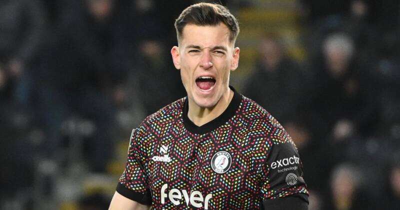 Premier League star ‘ready’ for next move amid Celtic transfer speculation