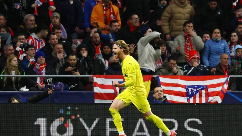 Celtic close in on Kasper Hogh deal as financial warning issued