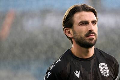 Greg Taylor asks to be left out of PAOK squad due to ‘personal issue’ Greg Taylor asks to be left out of PAOK squad due to ‘personal issue’