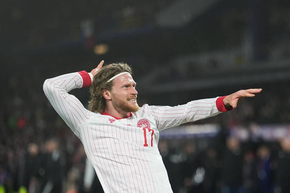 Kasper Hogh jets in for Celtic medical as bid for starlet rejected