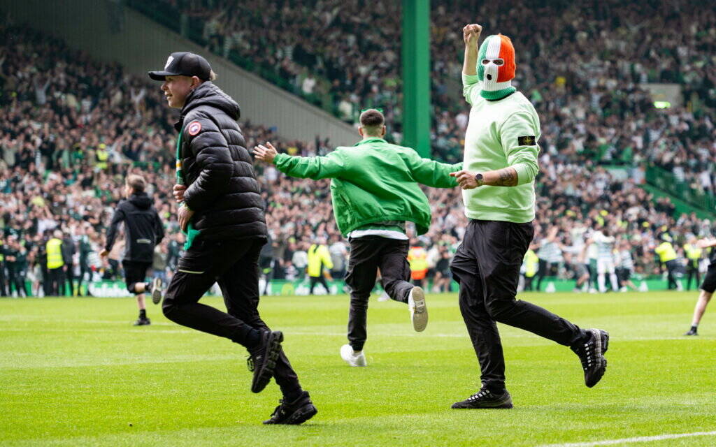 Pitch invasion to ground evacuation. Keevins’ is probably right with his Celtic Park analysis for next Monday night’s curtain raiser…