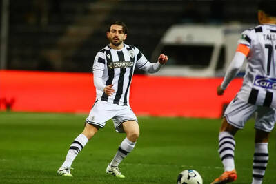 Does Time Make Us Remember Players Better Than They Really Were? Celtic Look Set To Sign Greg Taylor