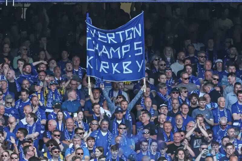 ‘Celtic are insignificant outside Scotland’ Celtic supporters pile on deluded Everton fan