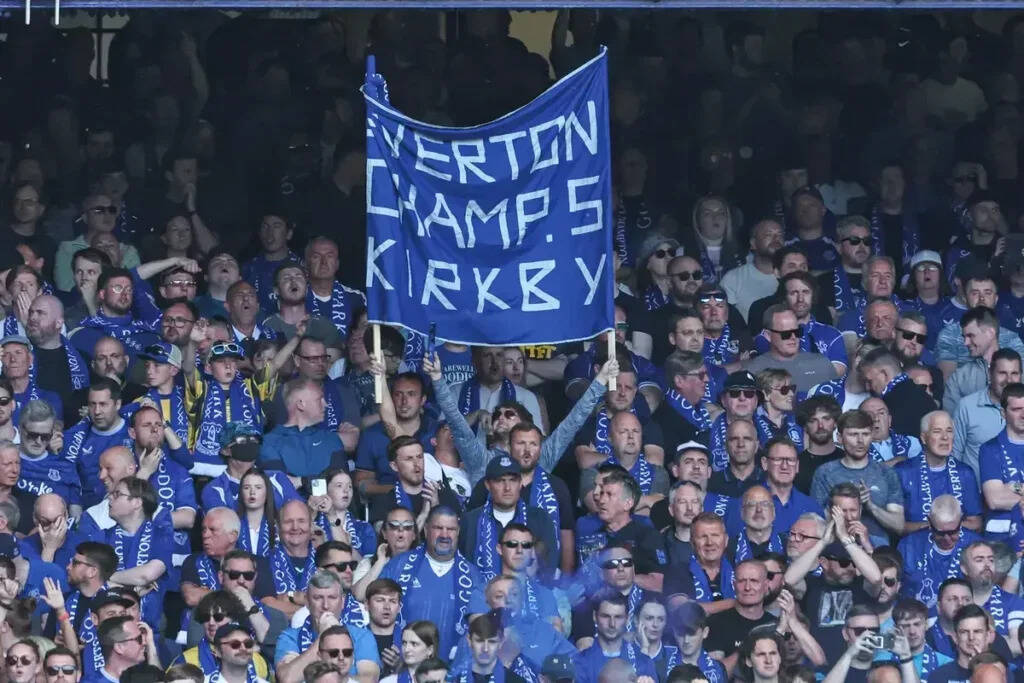 ‘Celtic are insignificant outside Scotland’ Celtic supporters pile on deluded Everton fan