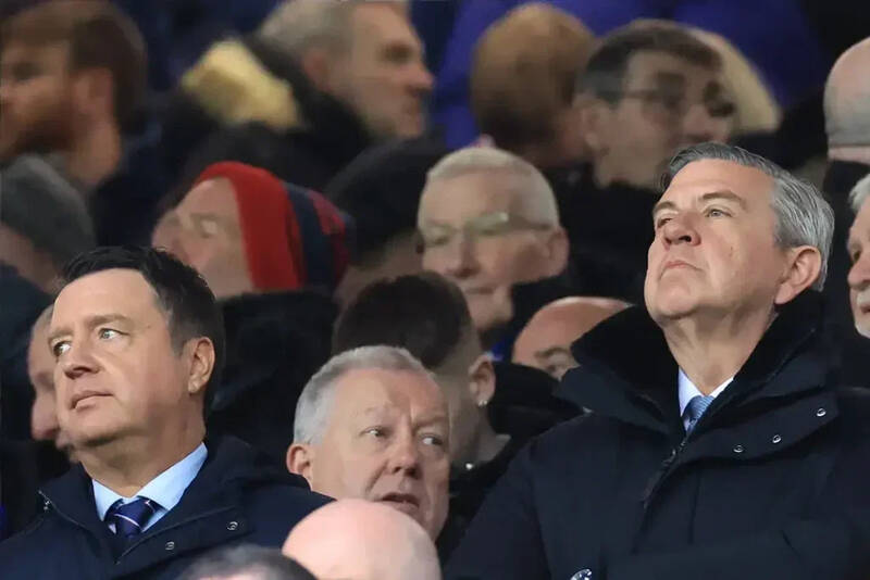 Where’s the money? McInnes makes transfer plea to Ibrox board