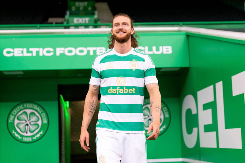 Former Celtic star makes Kasper Hogh scoring prediction