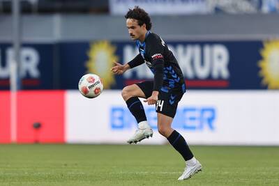 Celtic eye ‘cheap as possible’ transfer for midfielder as club face ‘cash in’ situation on Everton target