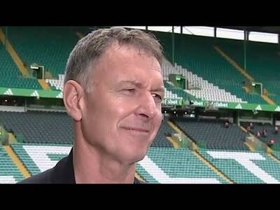 Chris Sutton Previews Celtic Season – Trophy Aims, Signings, AJ Departure & Dundee Game Chris Sutton Previews Celtic Season – Trophy Aims, Signings, AJ Departure & Dundee Game