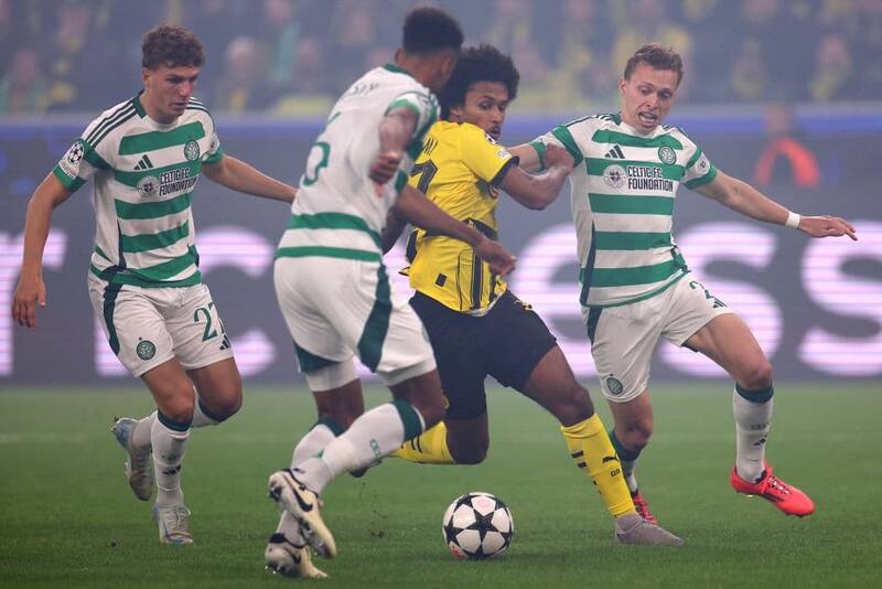 Celtic star tells club he wants £15m Everton transfer as West Ham ‘expected to progress’ on signing teammate