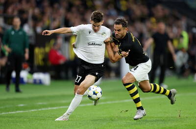 Celtic-linked midfielder’s future takes dramatic twist after reported fallout