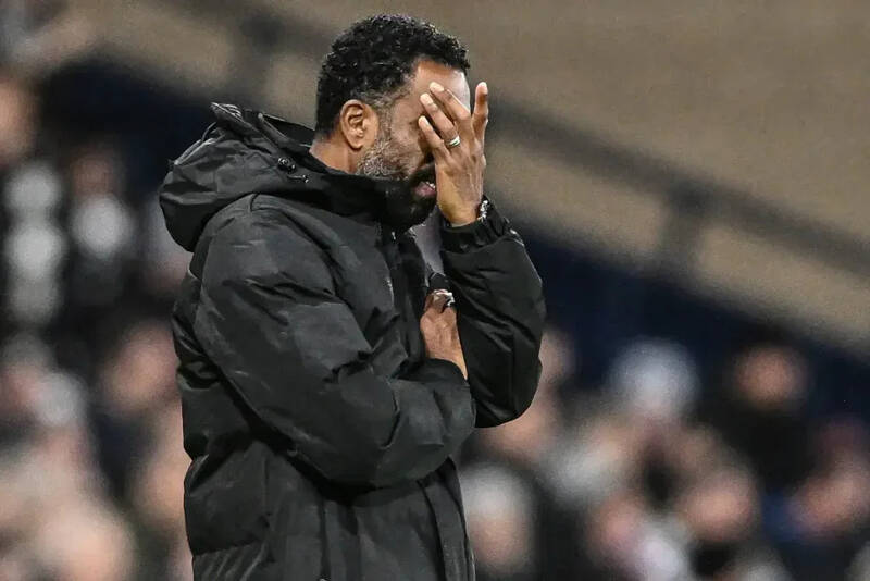 Wilfried Nancy highlights “chronic instability for years between the fans and the board” at Celtic. He isn’t wrong, is he?