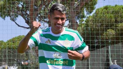 James McFadden has already noticed an issue with Camilo Duran as he sends Celtic a plea James McFadden has already noticed an issue with Camilo Duran as he sends Celtic a plea