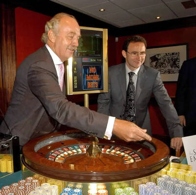 Celtic fans plan catch up with Dermot Desmond at the Dunhill Cup Celtic fans plan catch up with Dermot Desmond at the Dunhill Cup