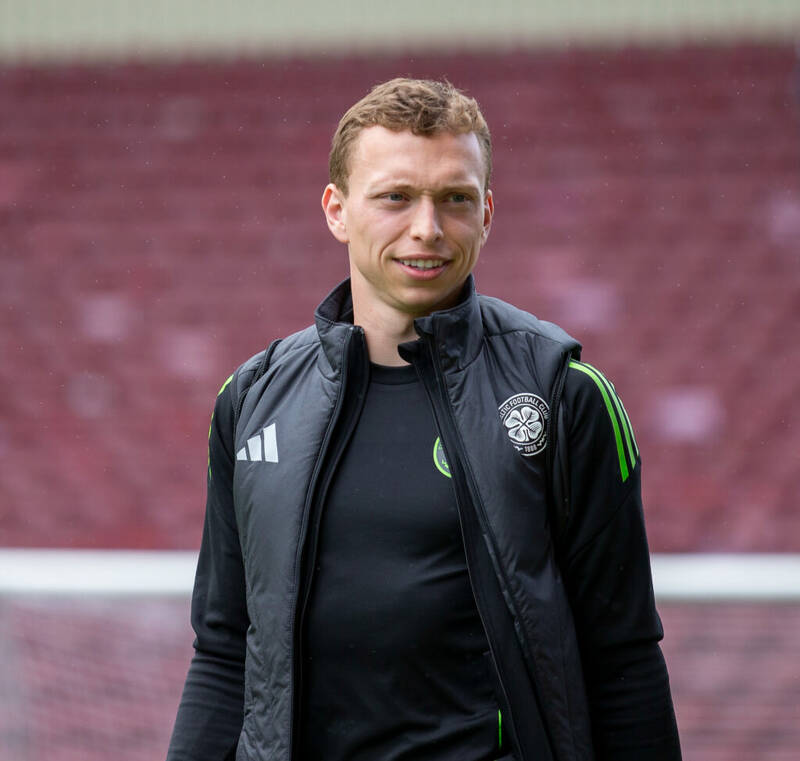 Alistair Johnston ‘Tells Celtic He Wants Everton Transfer’