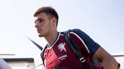 Celtic midfield target looking at other options amid lack of progress – report Celtic midfield target looking at other options amid lack of progress – report