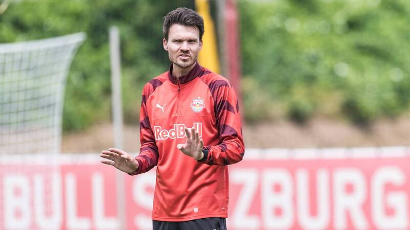 Danny Rohl plots Celtic revenge by stealing midfield transfer target