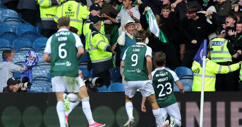 Celtic troll Rangers with ‘doing Sundays Wright’ quip